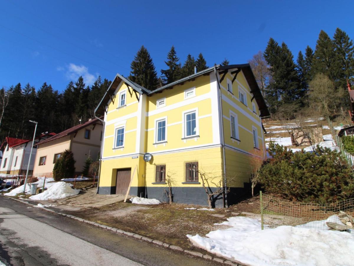 Villa Svoboda Na Upou By Interhome 乌帕河畔斯沃博达 外观 照片